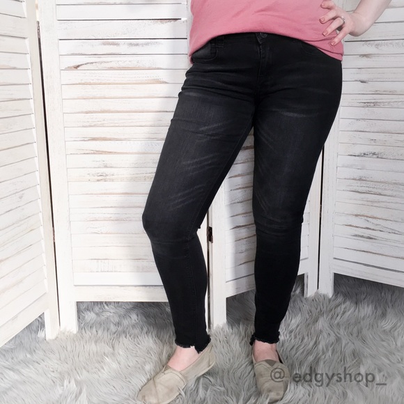 Indigo Rein Denim - Indigo Rein | Saint & Sinner Step Hem Jean